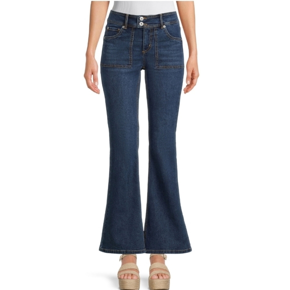 No Boundaries Juniors' Low Rise Extended Tab Flare Jeans, Sz 5 - Picture 3 of 13